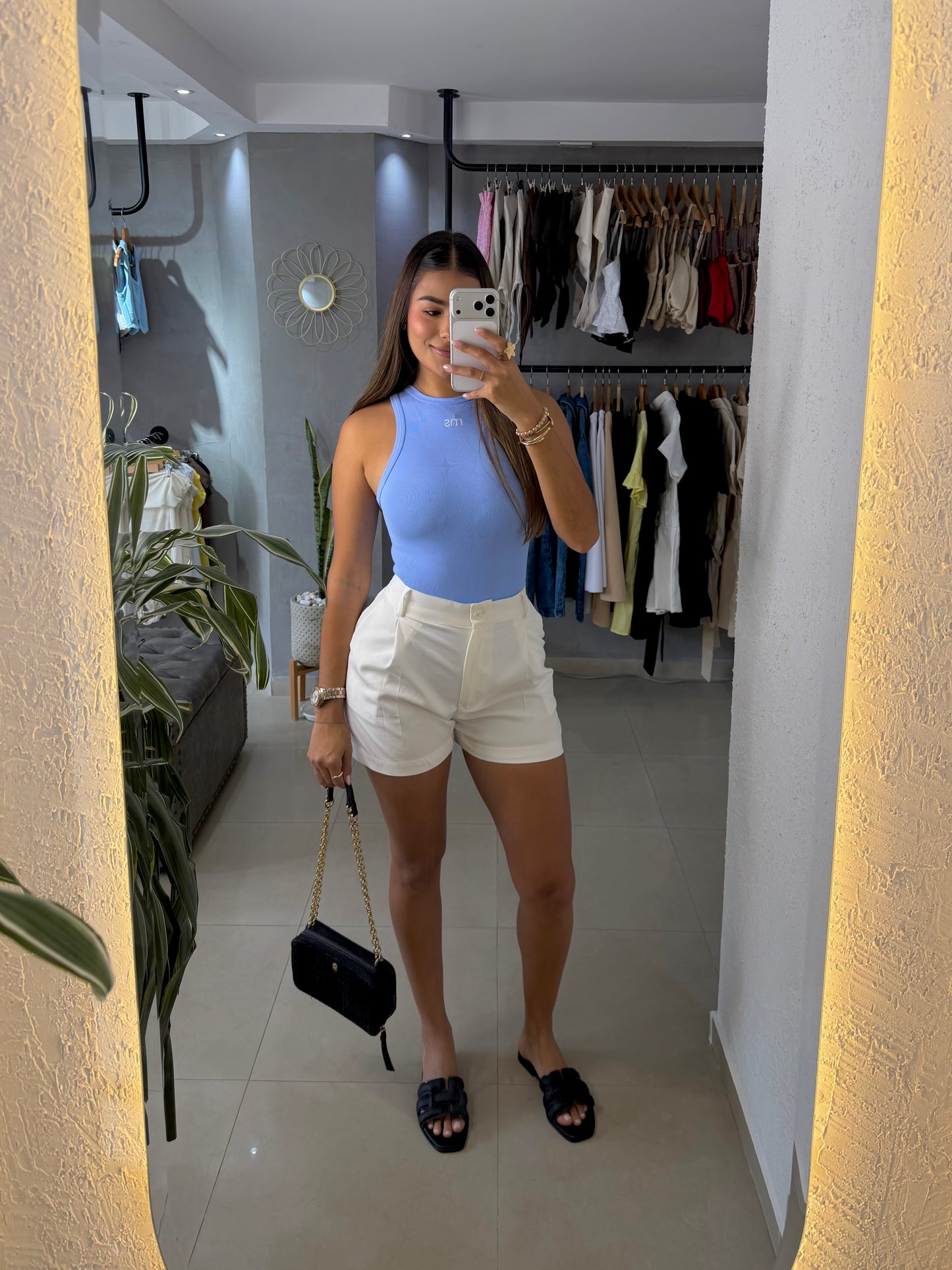 Short Basico
